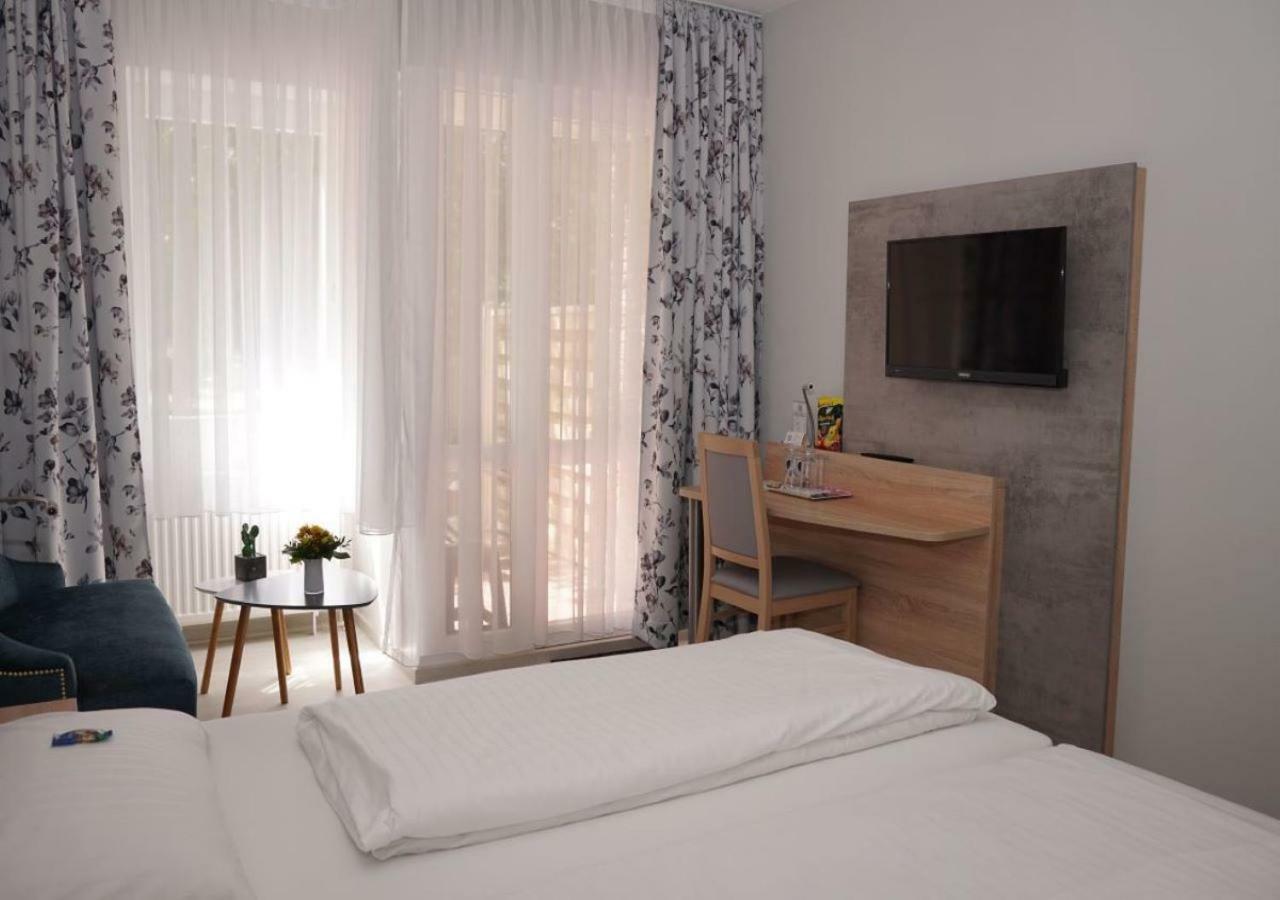 Hotel-Pension Am Boehmepark Soltau Εξωτερικό φωτογραφία