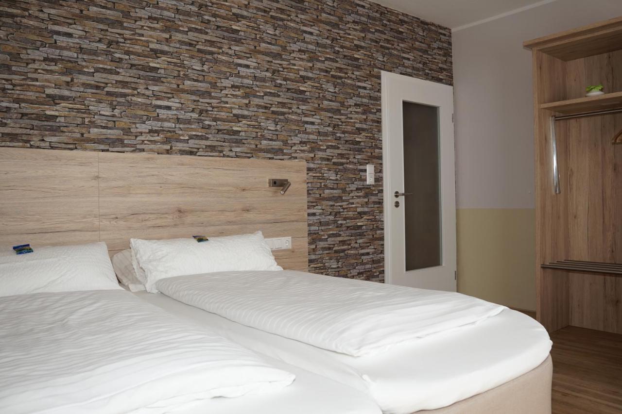 Hotel-Pension Am Boehmepark Soltau Εξωτερικό φωτογραφία